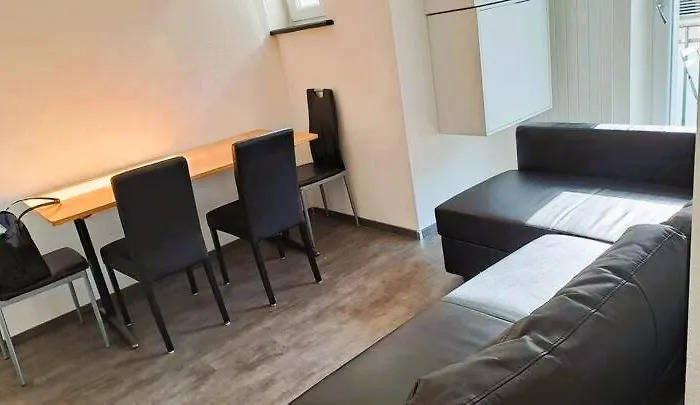 2 Flats With Balcony - Hilda Apartman