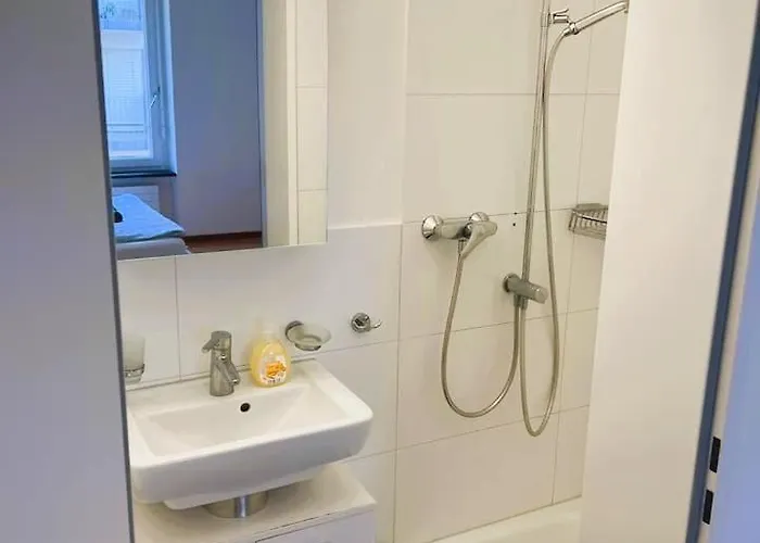 Apartman 2 Flats With Balcony - Hilda Zürich