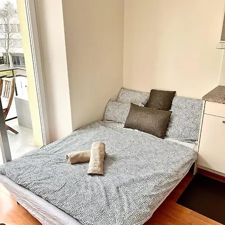 2 Flats With Balcony - Hilda Lejlighed