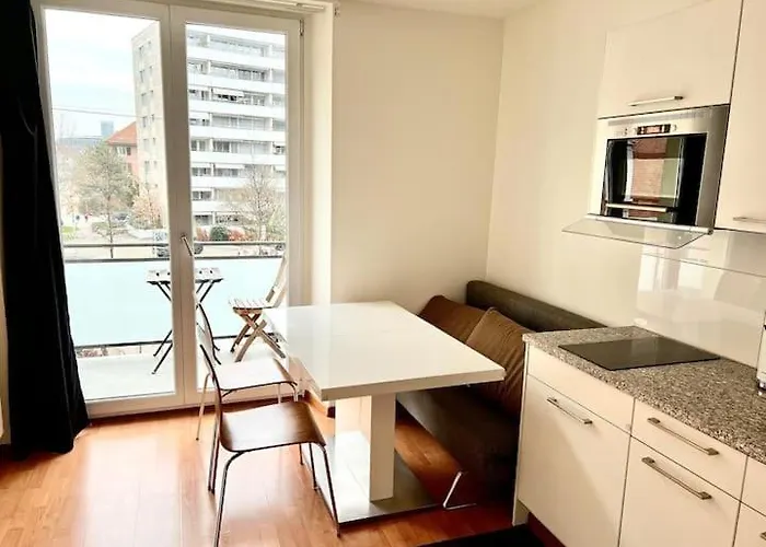 Apartment 2 Flats With Balcony - Hilda Zurich