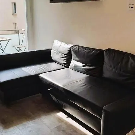 Apartman 2 Flats With Balcony - Hilda Zürich